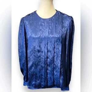 Vintage Elegant Blue Floral Blouse
BIN# 14